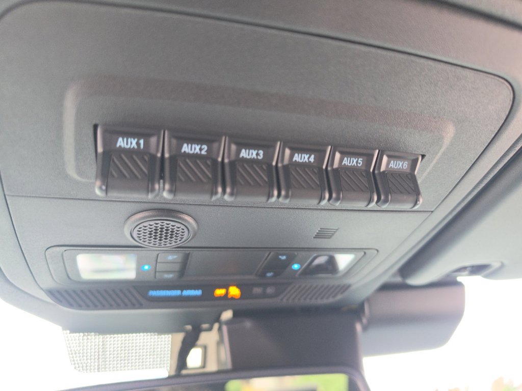 Used 2025 Ford Bronco Raptor w/ Interior Carbon Fiber Pack AWD/4WD image 17