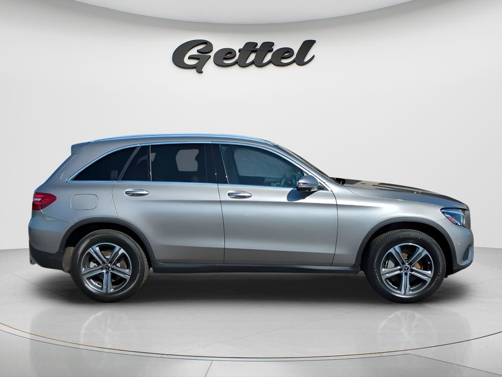 Used 2019 Mercedes-Benz GLC 300 4MATIC image 3