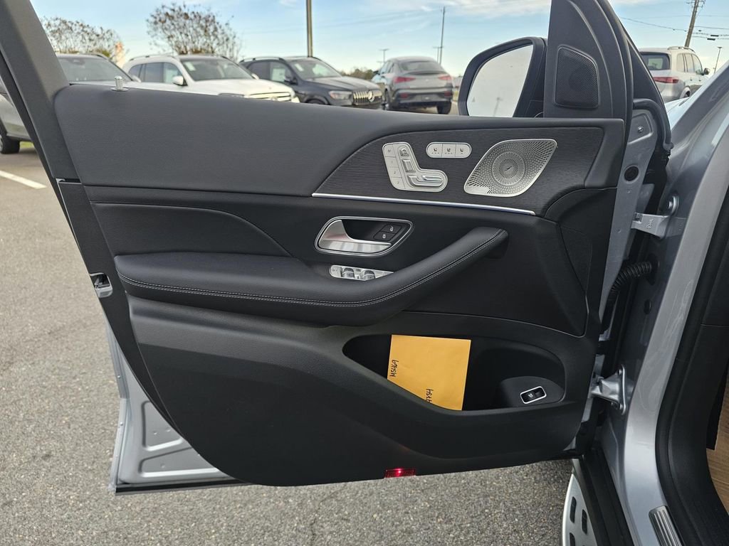 Used 2026 Mercedes-Benz GLS 450 GLS  450 image 10