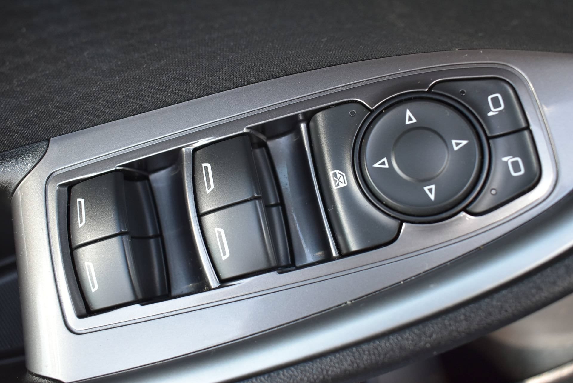 Used 2018 Chevrolet Malibu LS w/ LPO, Convenience Package 2 FWD image 12