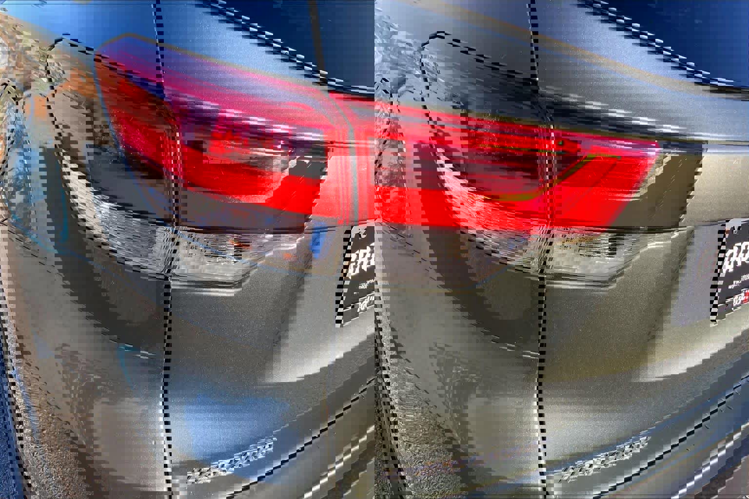 Used 2018 Toyota Highlander XLE image 27