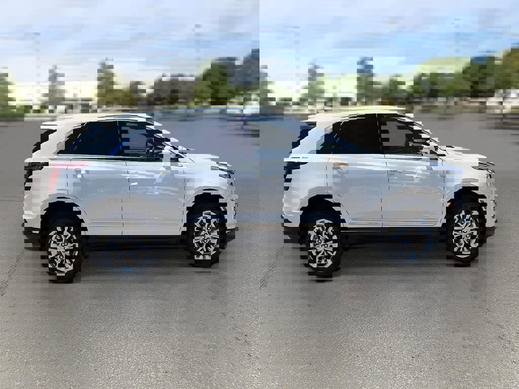 New 2025 Cadillac XT5 Luxury w/ LPO, Floor Liner Package image 8