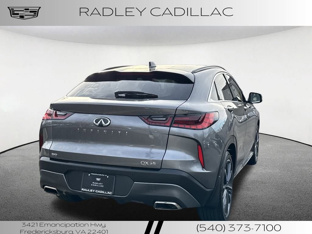 Used 2024 INFINITI QX55 Essential image 5
