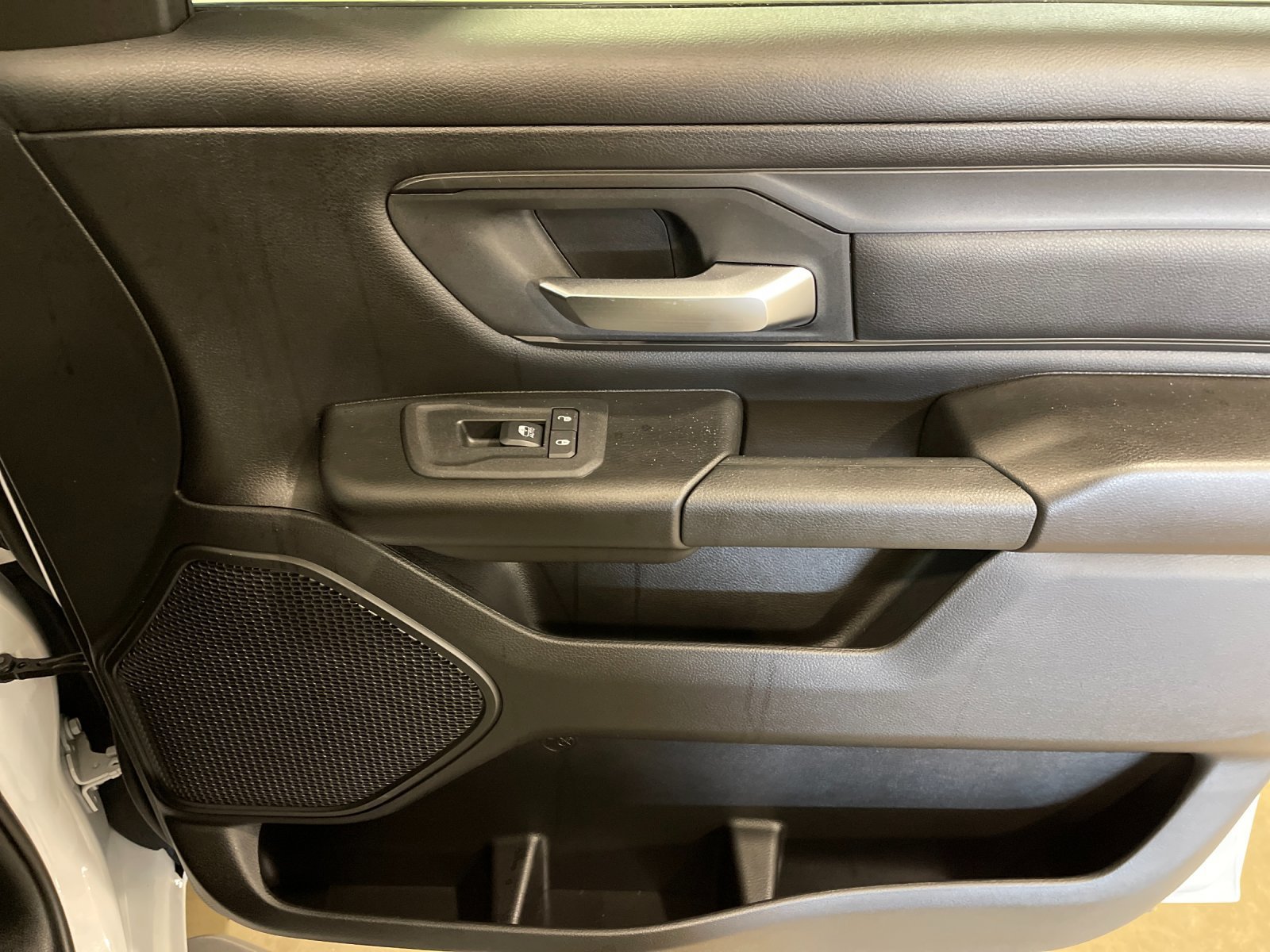 New 2026 RAM 1500 Express AWD/4WD image 18
