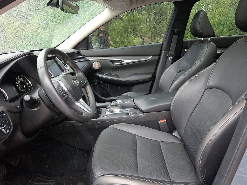 Used 2023 INFINITI QX50 Luxe FWD image 13