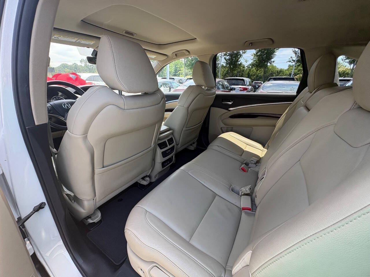 Used 2017 Acura MDX w/ Technology Package AWD/4WD image 15