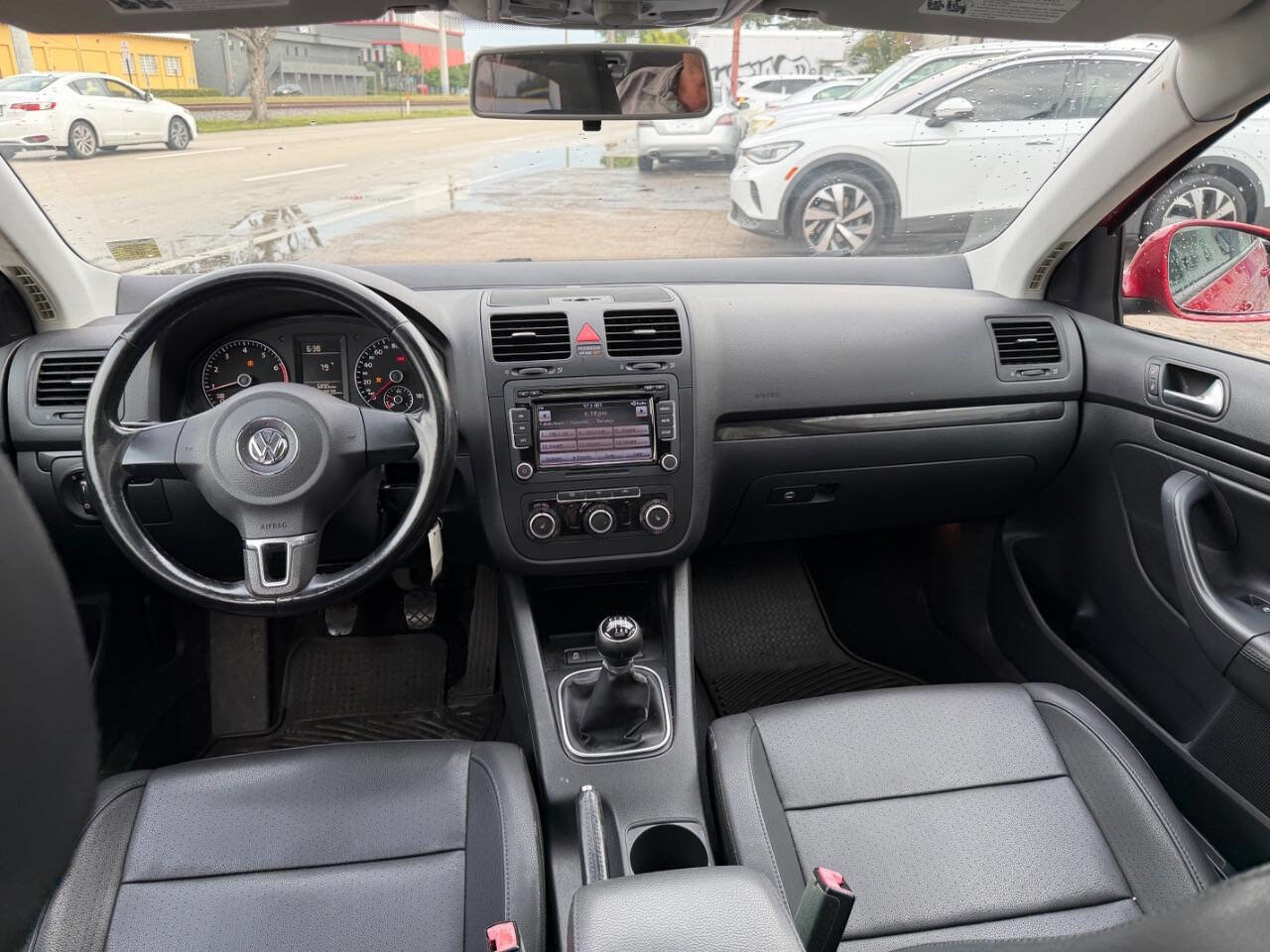 Used 2010 Volkswagen Jetta Wolfsburg Edition FWD image 12