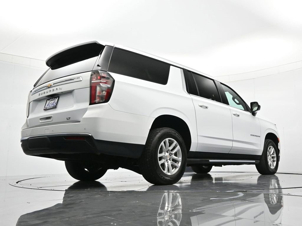 Used 2024 Chevrolet Suburban LT image 41