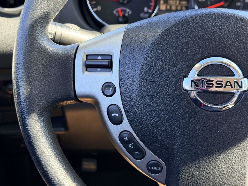 Used 2015 Nissan Rogue S w/ Convenience Package FWD image 8