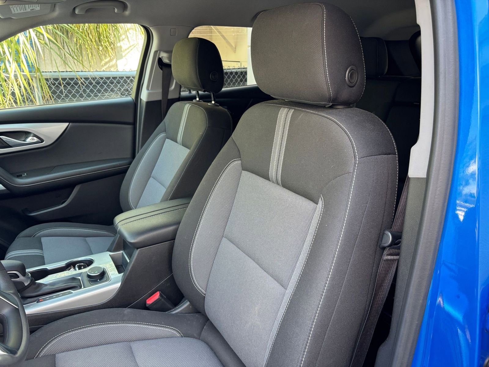 Used 2025 Chevrolet Blazer LT FWD image 36