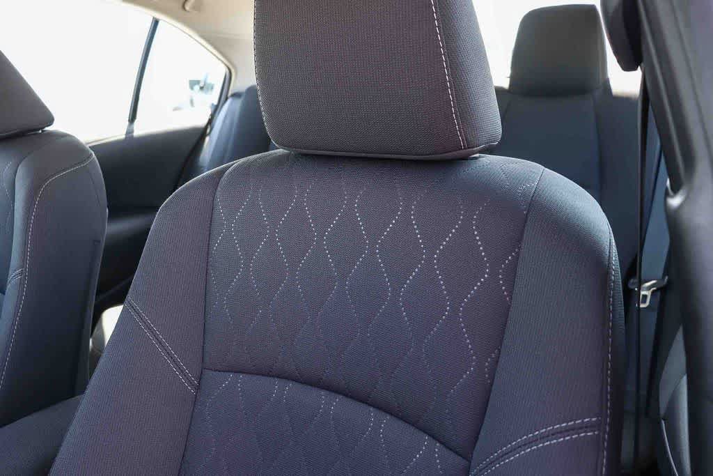 Used 2025 Toyota Corolla LE FWD image 27