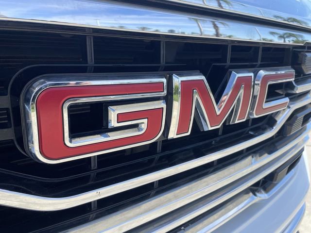 Used 2024 GMC Sierra 1500 SLT w/ SLT Convenience Package AWD/4WD image 31