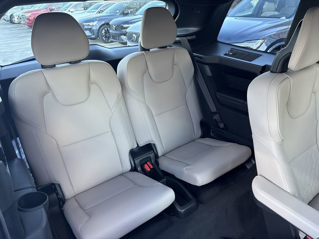 New 2026 Volvo XC90 T8 Plus image 16