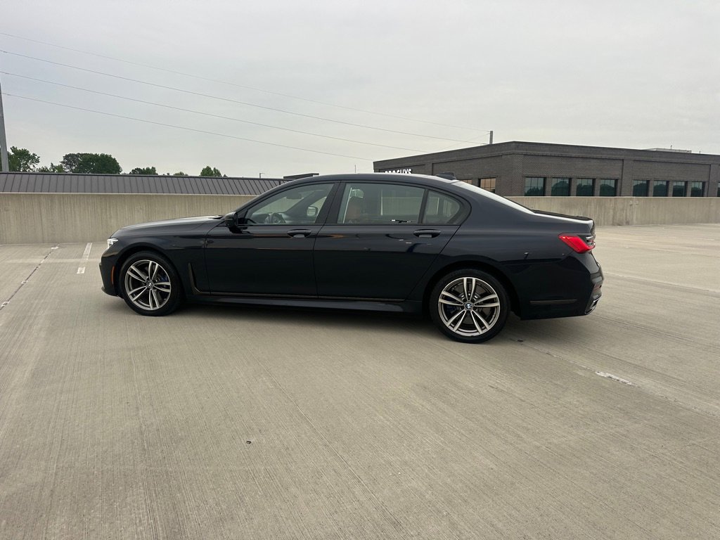 Used 2020 BMW 750i xDrive w/ Executive Package AWD/4WD image 7