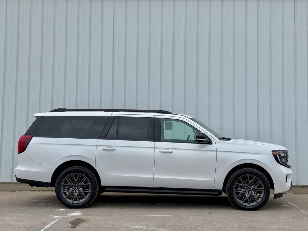 New 2026 Ford Expedition Max Platinum w/ Stealth Appearance Package image 6