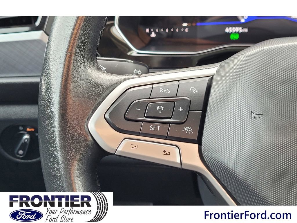 Used 2023 Volkswagen Jetta SE image 18