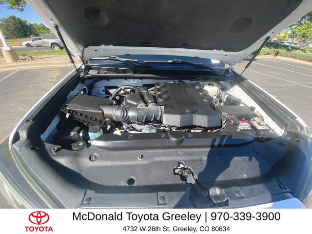 Used 2020 Toyota 4Runner Venture w/ Moonroof Package AWD/4WD image 26