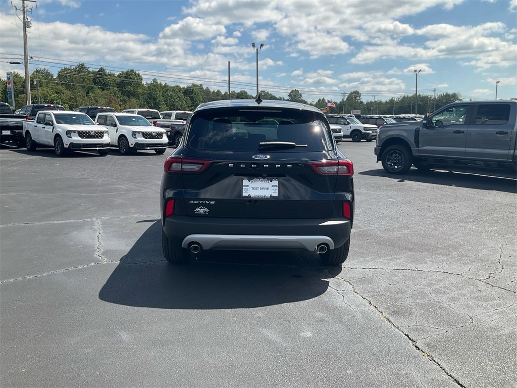 New 2025 Ford Escape Active image 6