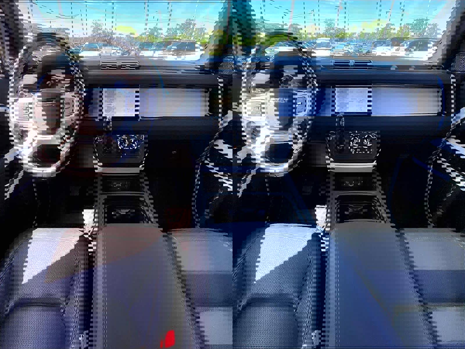 Used 2023 Land Rover Defender 110 S image 16