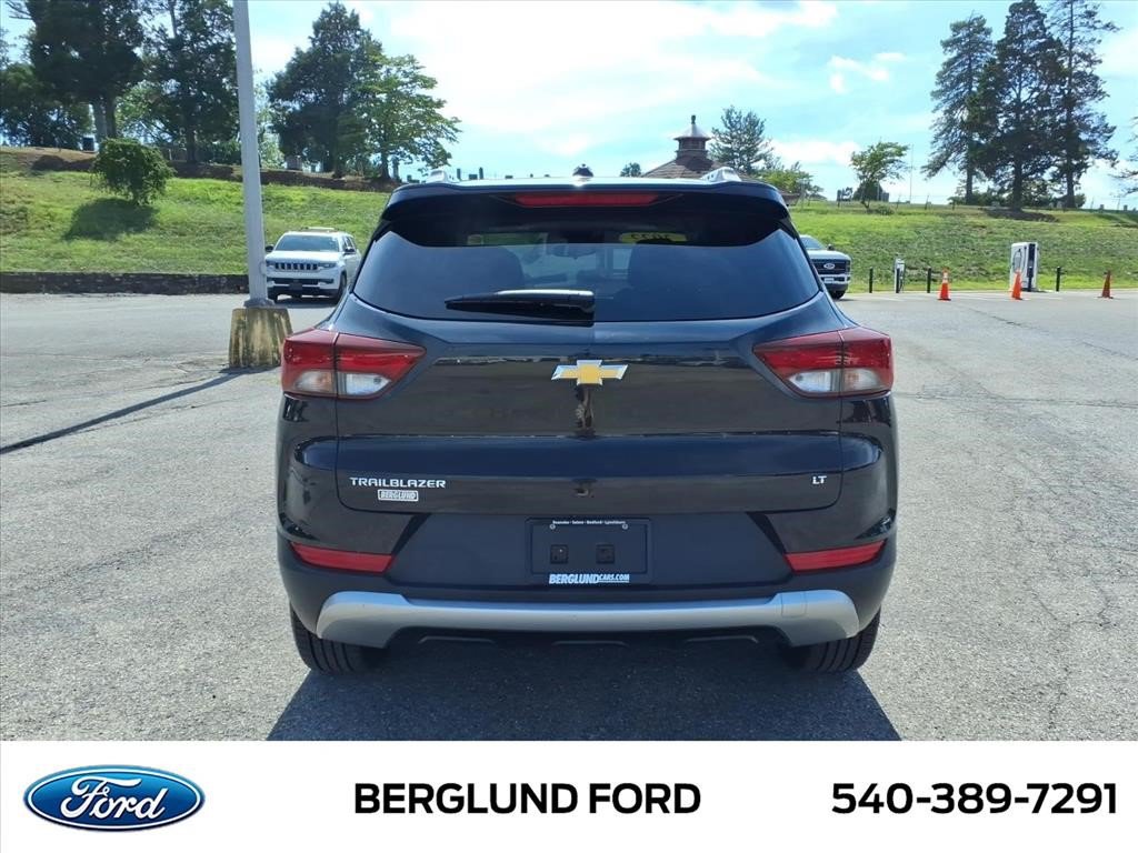 Used 2022 Chevrolet TrailBlazer LT FWD image 6