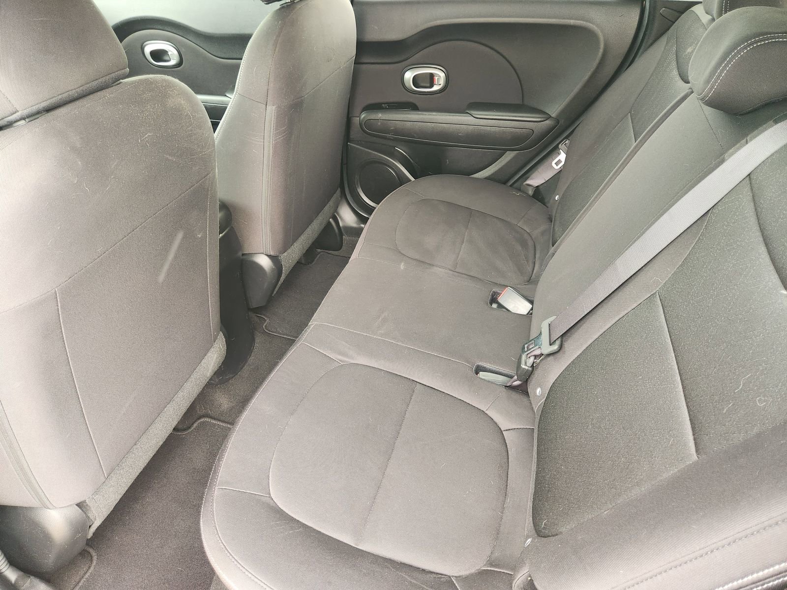 Used 2015 Kia Soul FWD image 29