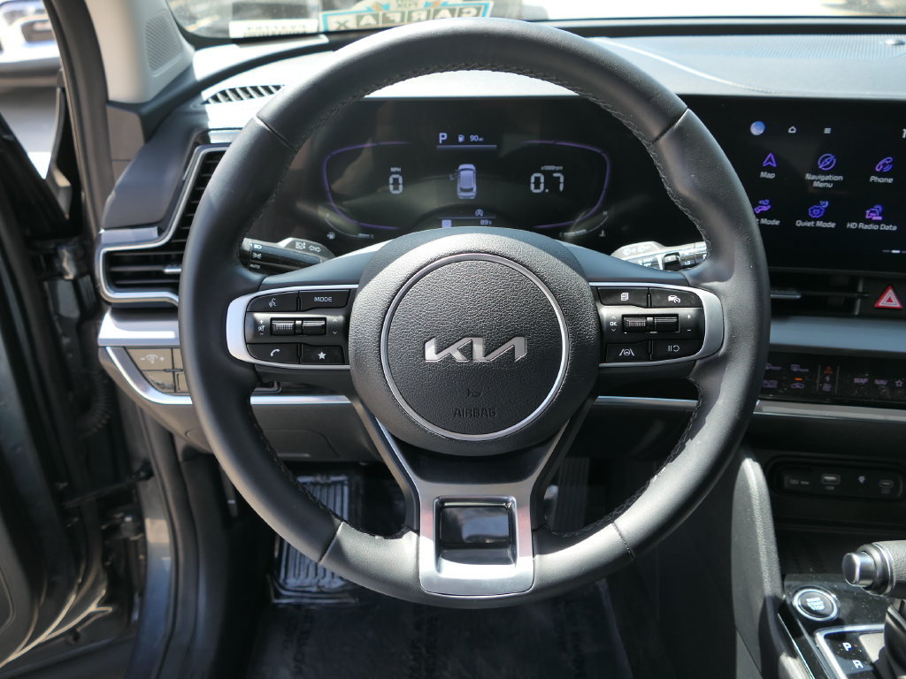Used 2023 Kia Sportage EX FWD image 16