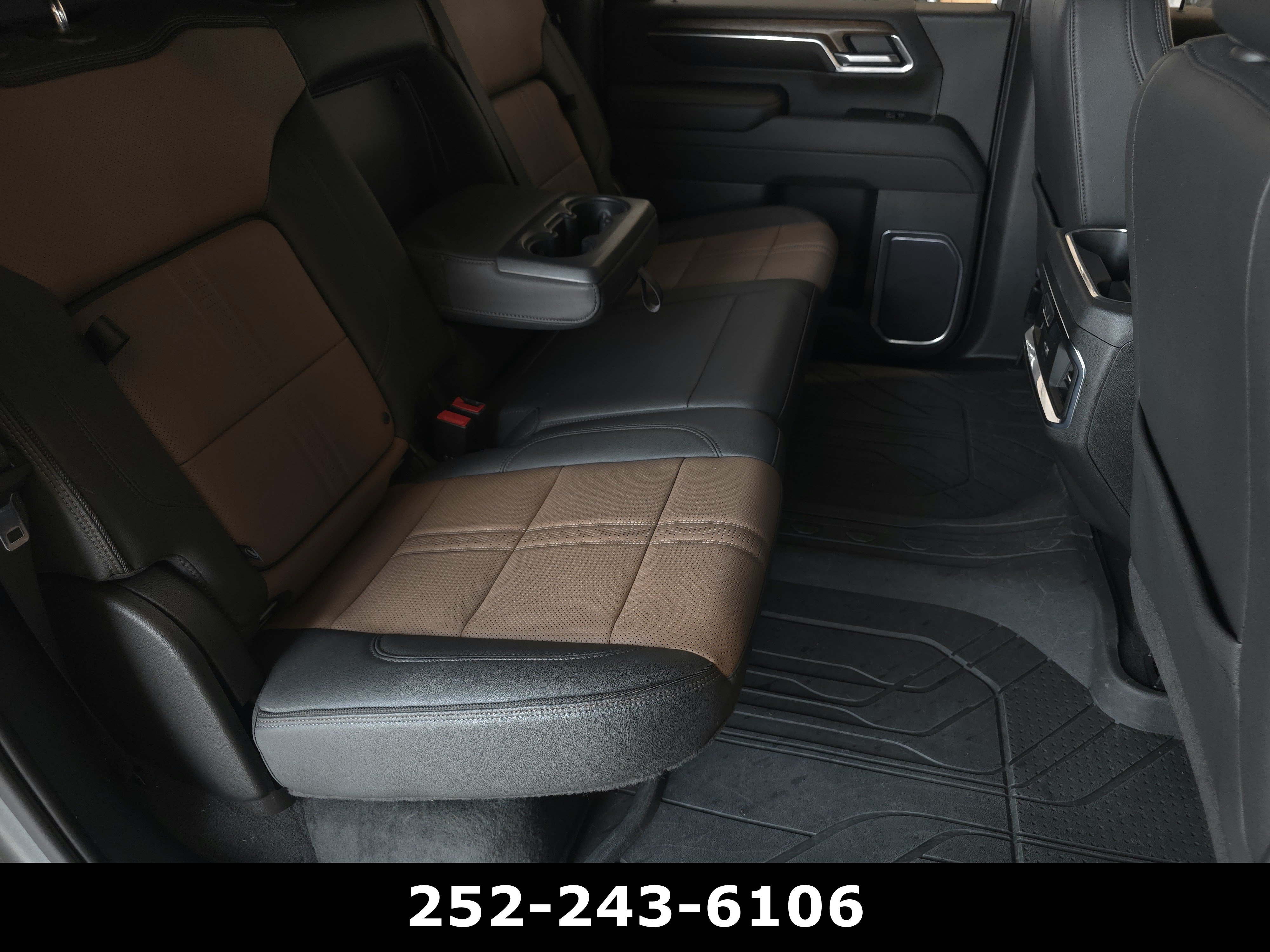 Used 2024 Chevrolet Silverado 2500 High Country w/ Technology Package AWD/4WD image 31