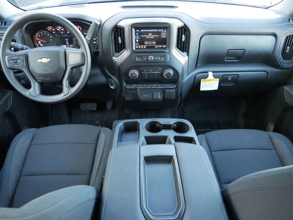 New 2026 Chevrolet Silverado 1500 Custom w/ Turbomax Blackout Package AWD/4WD image 18