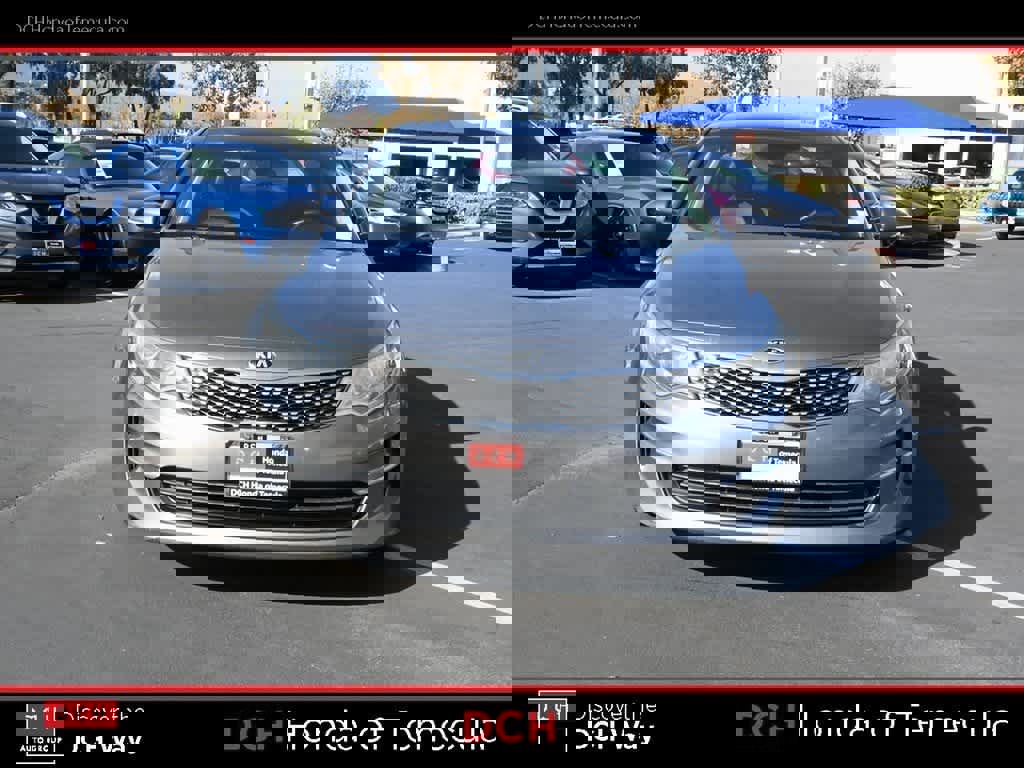 Used 2016 Kia Optima EX w/ Premium Package image 2