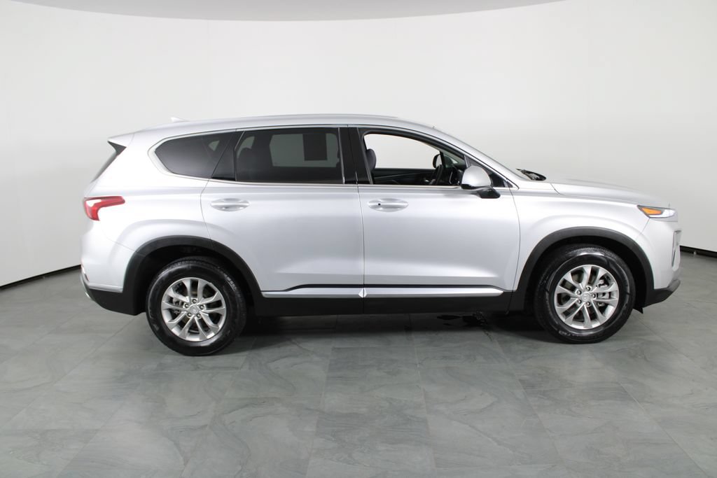 Used 2019 Hyundai Santa Fe SEL FWD image 10