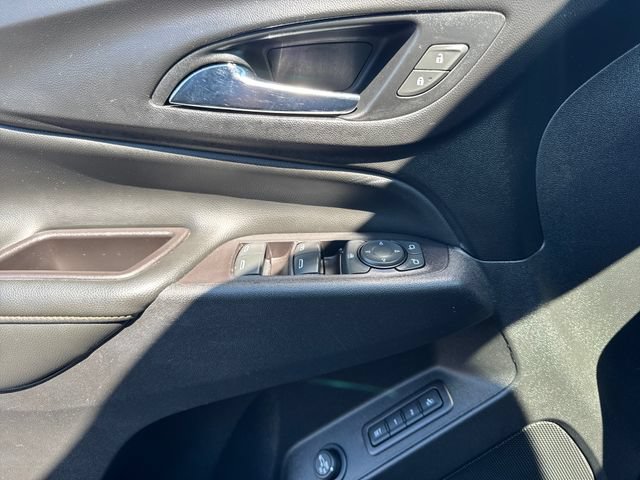 Used 2021 Chevrolet Equinox Premier AWD/4WD image 11