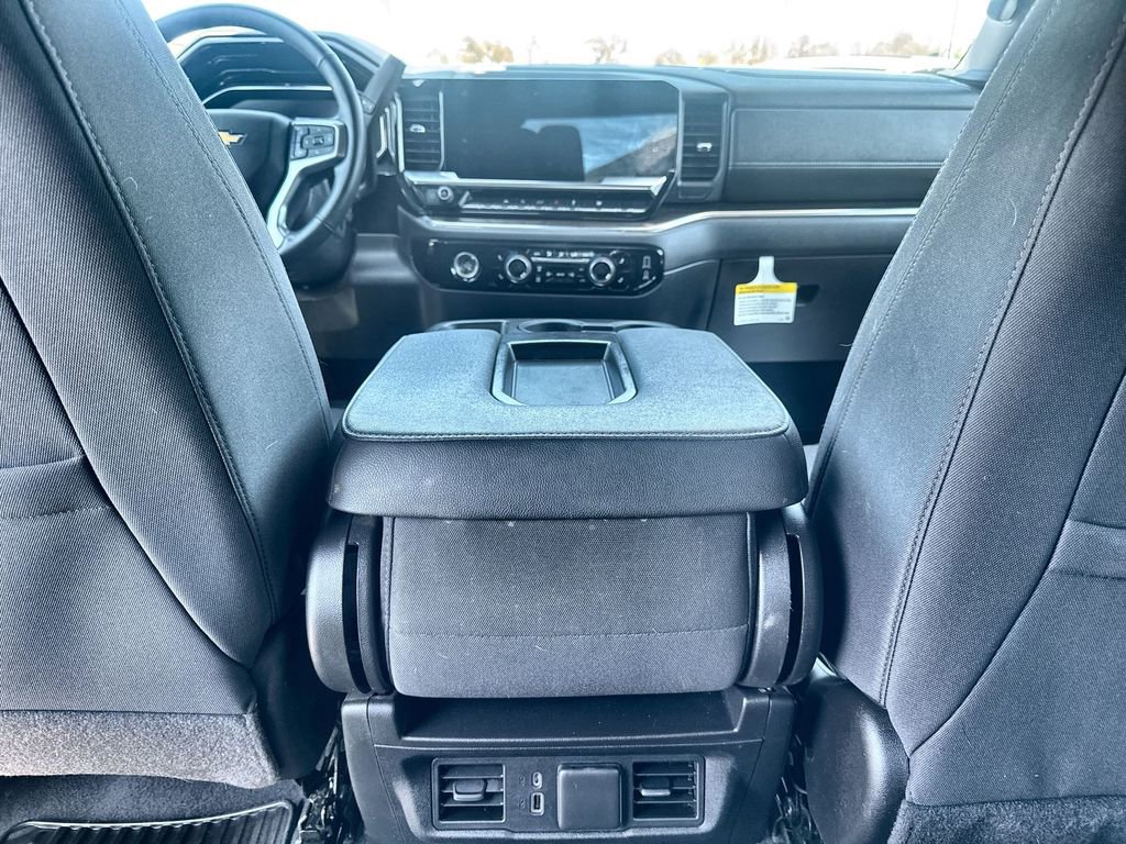 Used 2023 Chevrolet Silverado 1500 LT AWD/4WD image 21