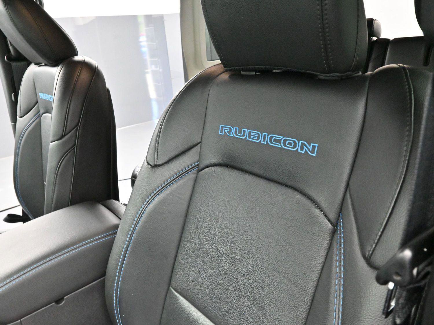 Used 2022 Jeep Wrangler Unlimited Rubicon 4xe image 14