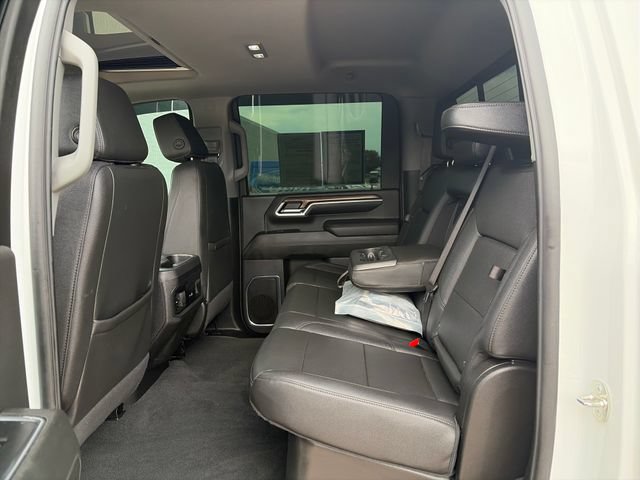 Used 2024 Chevrolet Silverado 2500 LT w/ Z71 Sport Edition AWD/4WD image 11