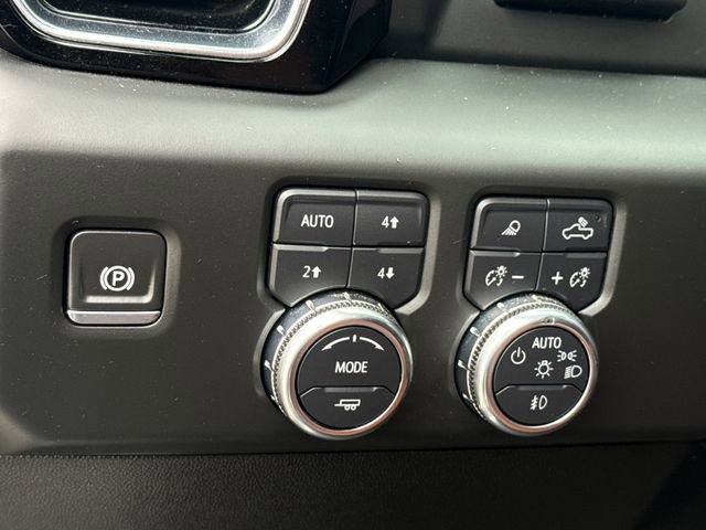 Used 2024 GMC Sierra 1500 Denali Ultimate image 24