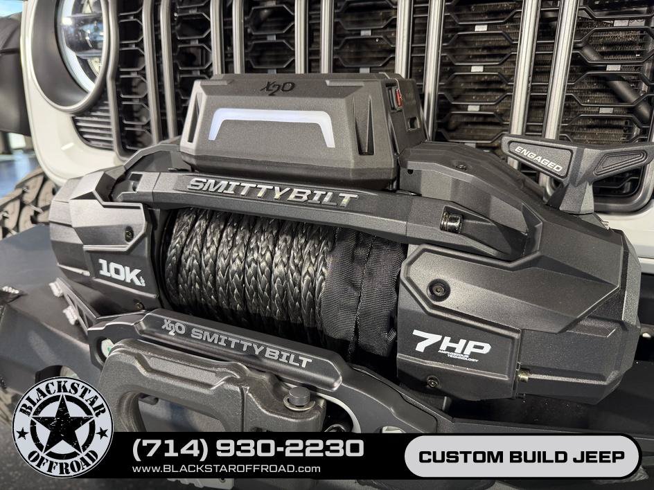 Used 2025 Jeep Wrangler Unlimited Rubicon AWD/4WD image 5