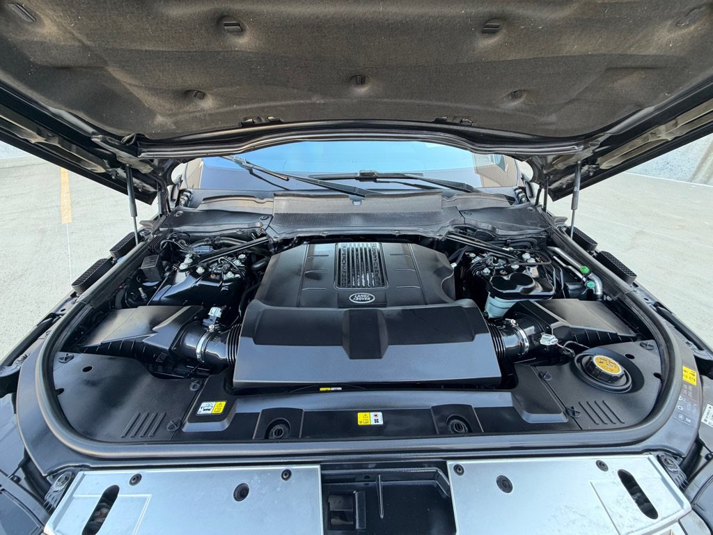 Used 2017 Land Rover Range Rover Autobiography AWD/4WD image 25
