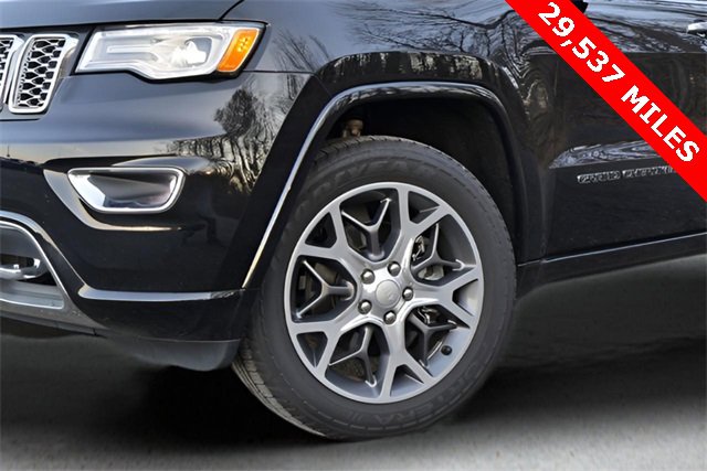 Used 2021 Jeep Grand Cherokee Overland image 12
