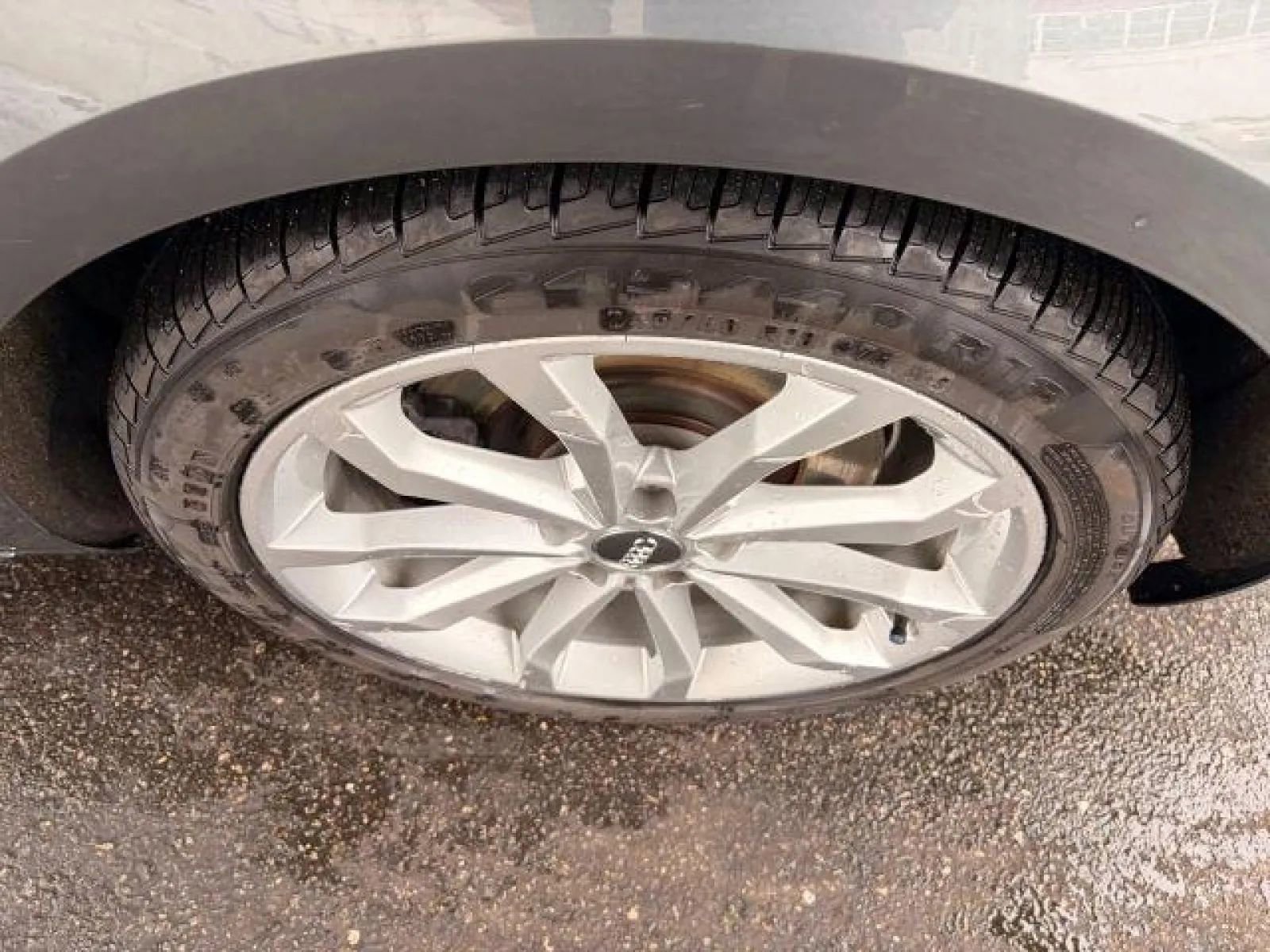 Used 2019 Audi A4 2.0T Premium w/ Convenience Package image 42