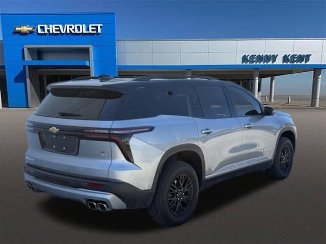 Used 2024 Chevrolet Traverse LT FWD image 5