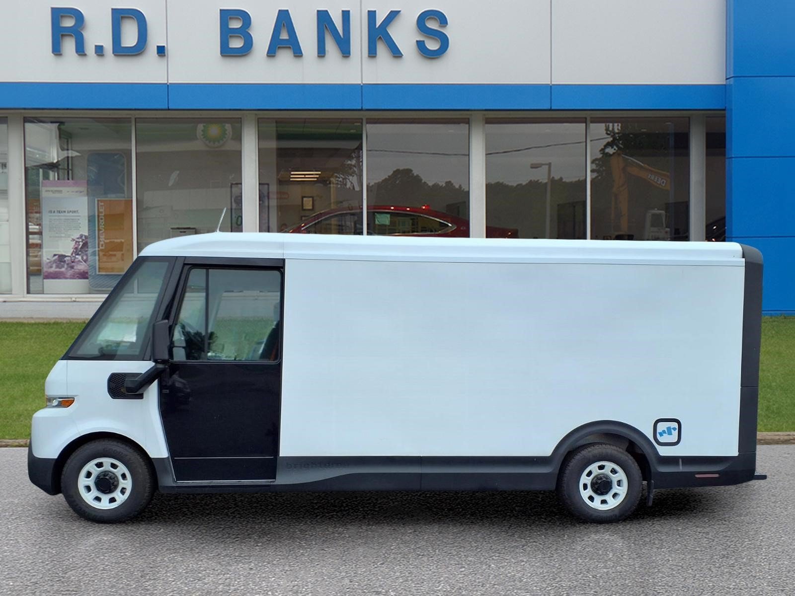 Used 2024 Chevrolet Brightdrop 600 w/ Commercial Equipment Package AWD/4WD image 2