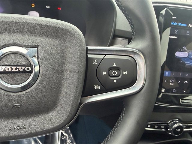 Used 2023 Volvo C40 P8 Recharge Ultimate image 21