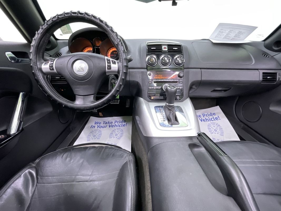 Used 2007 Saturn Sky Red Line image 18