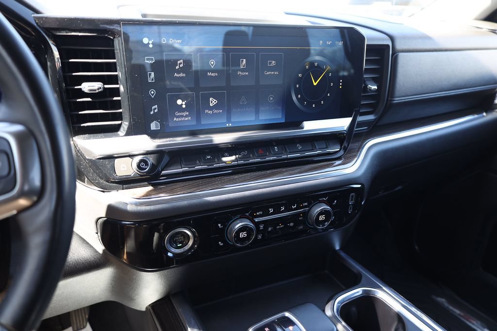 Used 2023 Chevrolet Silverado 1500 RST AWD/4WD image 15