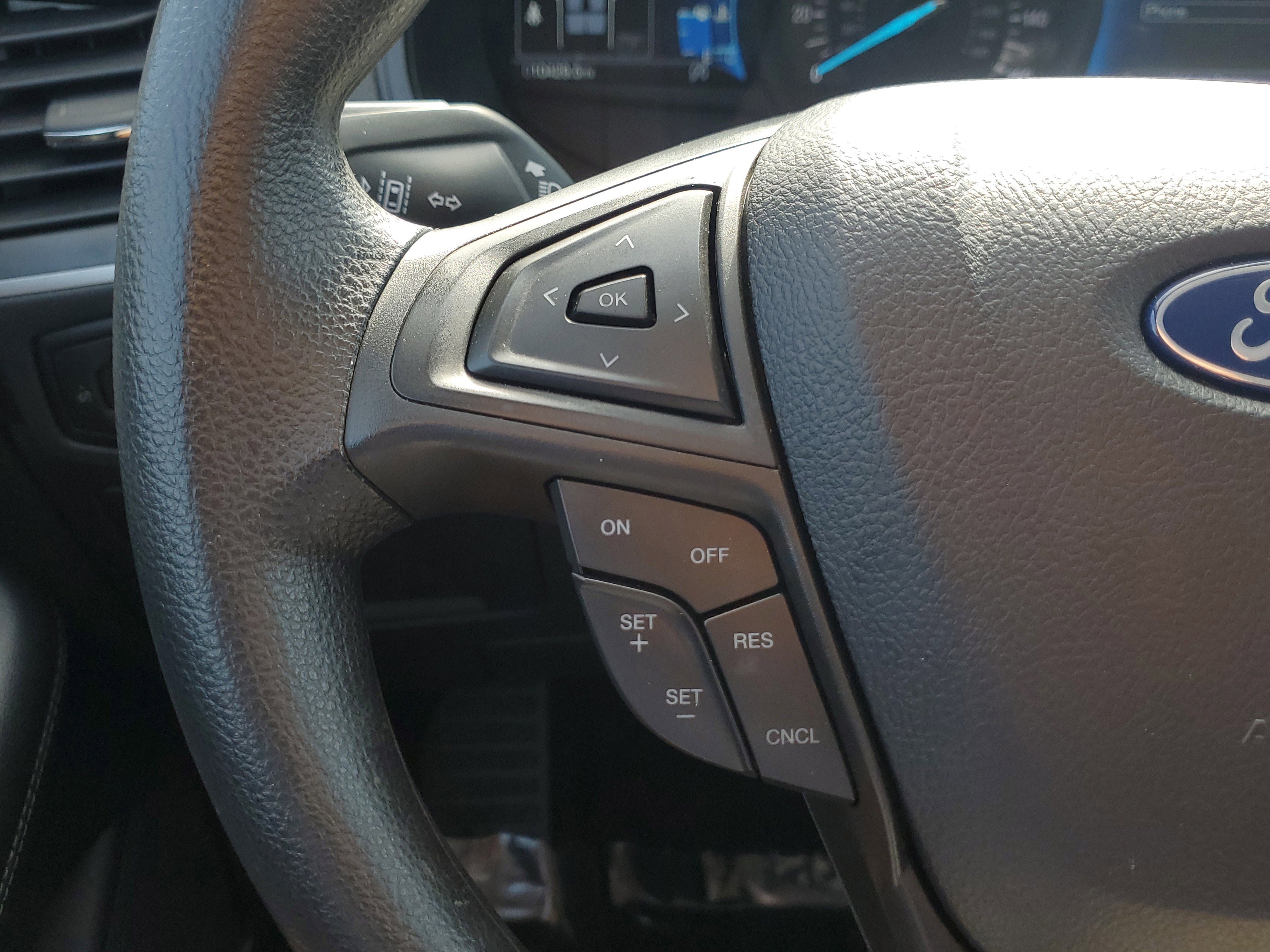 Used 2024 Ford Edge SE image 23