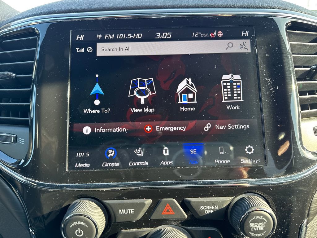 Certified 2021 Jeep Grand Cherokee Laredo X image 21