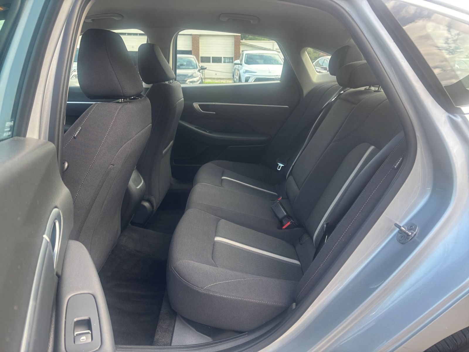 Used 2025 Hyundai Sonata SEL FWD image 27