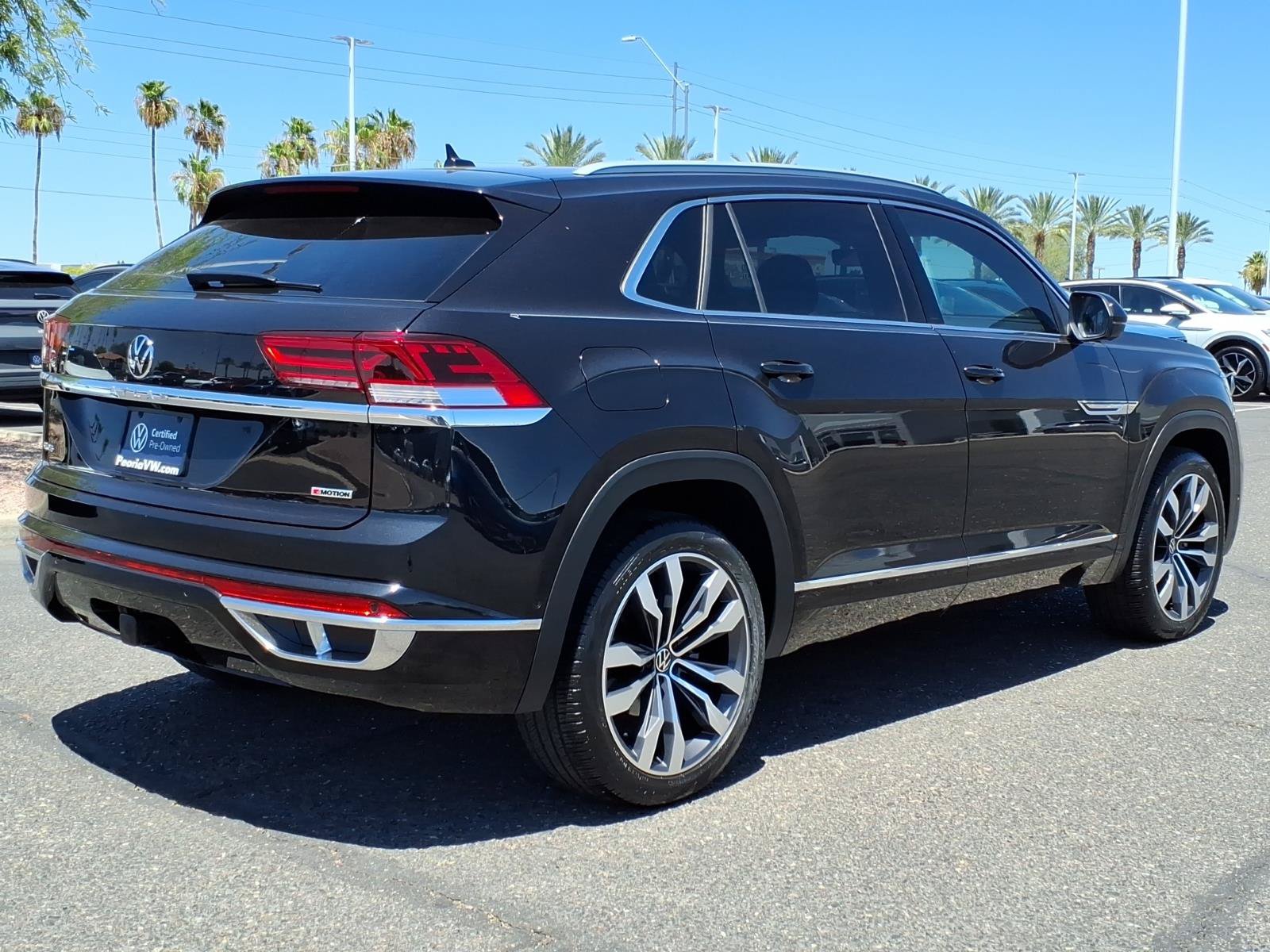 Certified 2022 Volkswagen Atlas Cross Sport SEL Premium R-Line AWD/4WD image 7