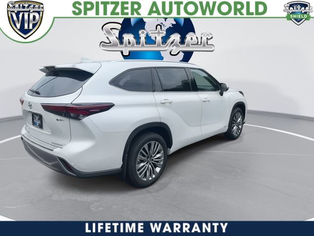 New 2026 Toyota Highlander Platinum AWD/4WD image 9