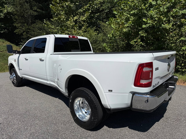 Used 2022 RAM 3500 Laramie AWD/4WD image 10